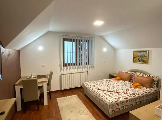 Bogdanovic アパート *