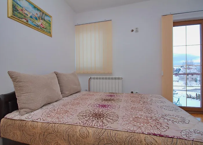 アパート Bogdanovic ズラティボール