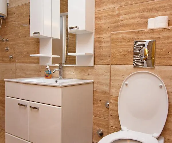 Bogdanovic アパート