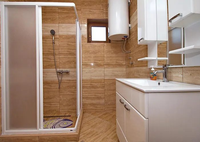 Bogdanovic アパート