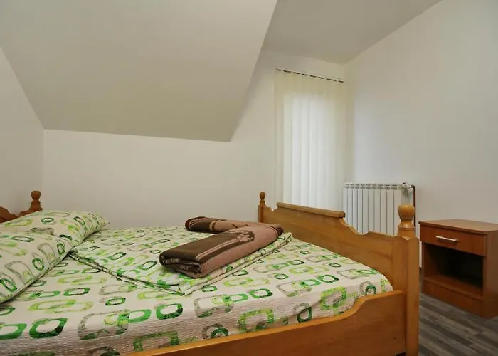 アパート Bogdanovic *