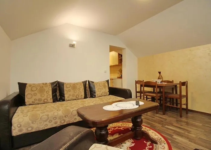 Bogdanovic アパート *